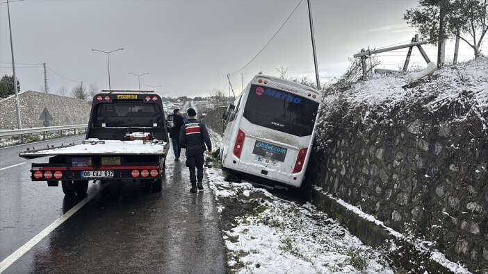 yolcu-otobusu-dehseti-1-olu-3-yarali-var
