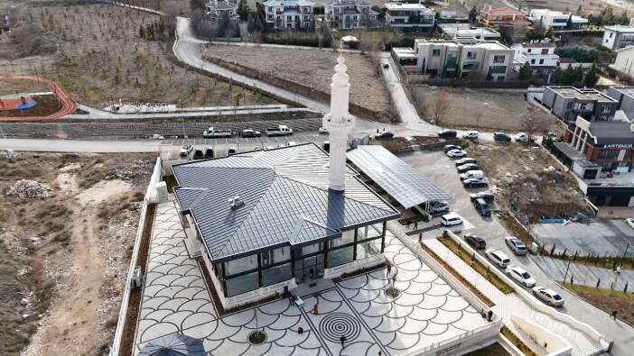 ankaranin-dikkat-ceken-camisinde-konya-imzasi