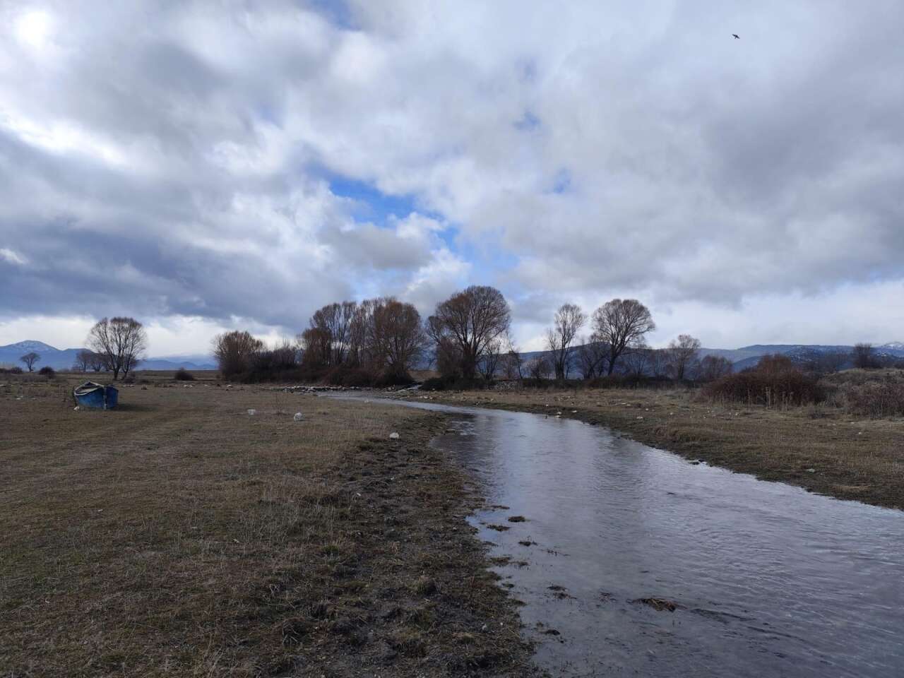 kar-yagdi-ciftcinin-yuzu-guldu