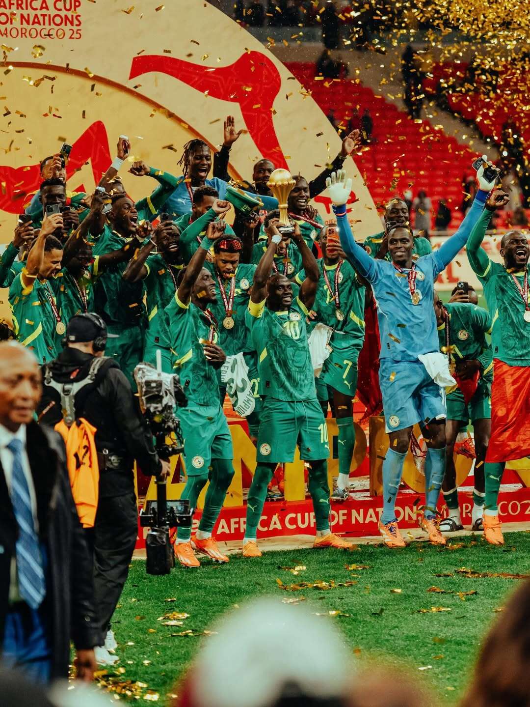 afrika-kupasinda-unutulmaz-final-sahadan-cekilen-senegal-kupayi-kazandi