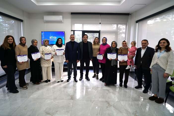 konyada-down-sendromlu-cocuga-sahip-anneler-icin-ozel-program