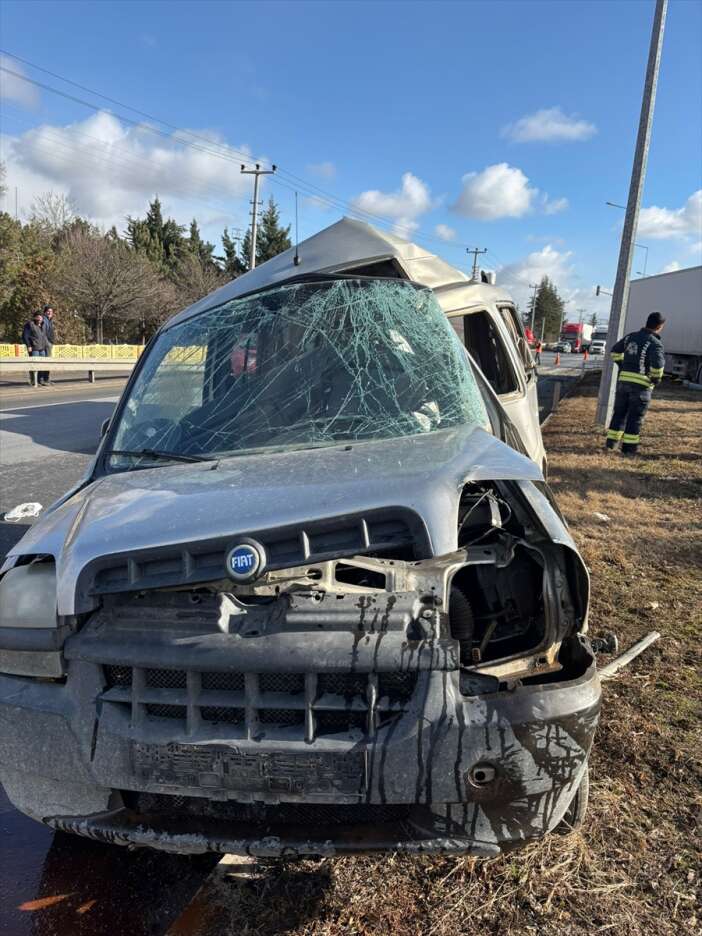 konyada-kamyon-otomobile-carpti-ismail-kok-hayatini-kaybetti