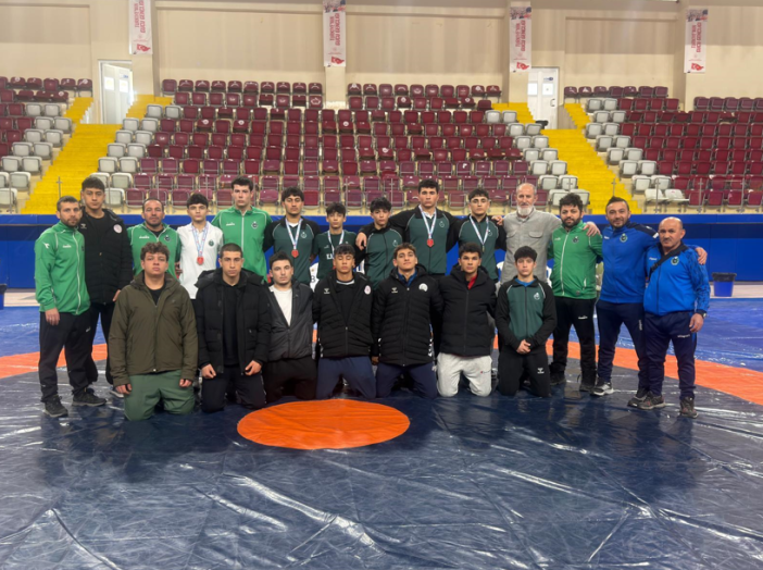 konyanin-gures-takimi-icin-turkiye-sampiyonasi-yolu-acildi