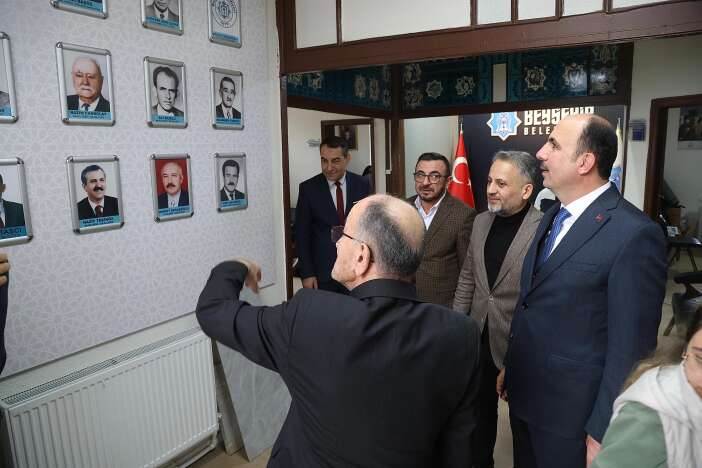 baskan-altay-ilce-belediyelerini-ziyaret-etti