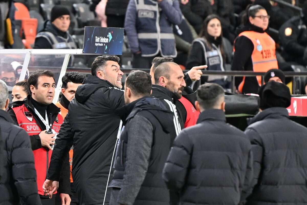 burak-yilmaza-men-cezasi-konyaspor-macinda-takimin-basinda-olamayacak