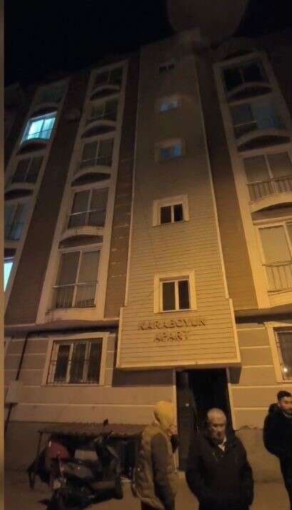 komsu-ziyaretinden-donen-kadin-asansor-bosluguna-duserek-oldu