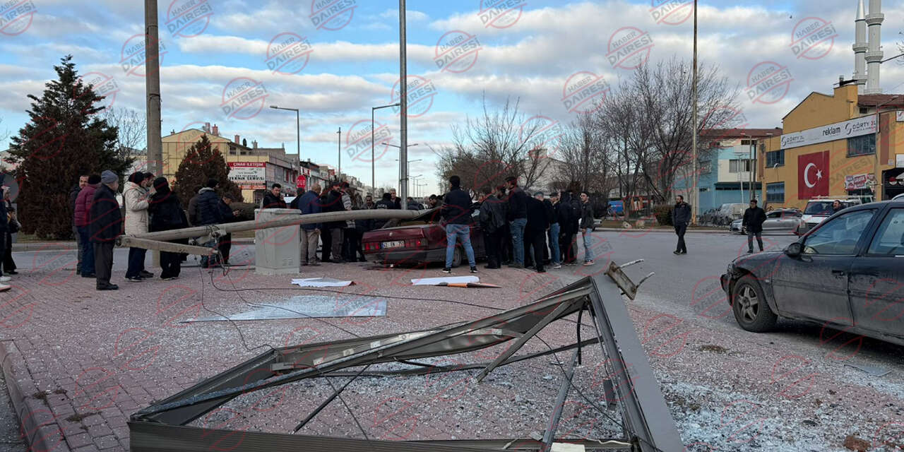 yoldan-cikan-tofas-konyada-ortaligi-birbirine-katti