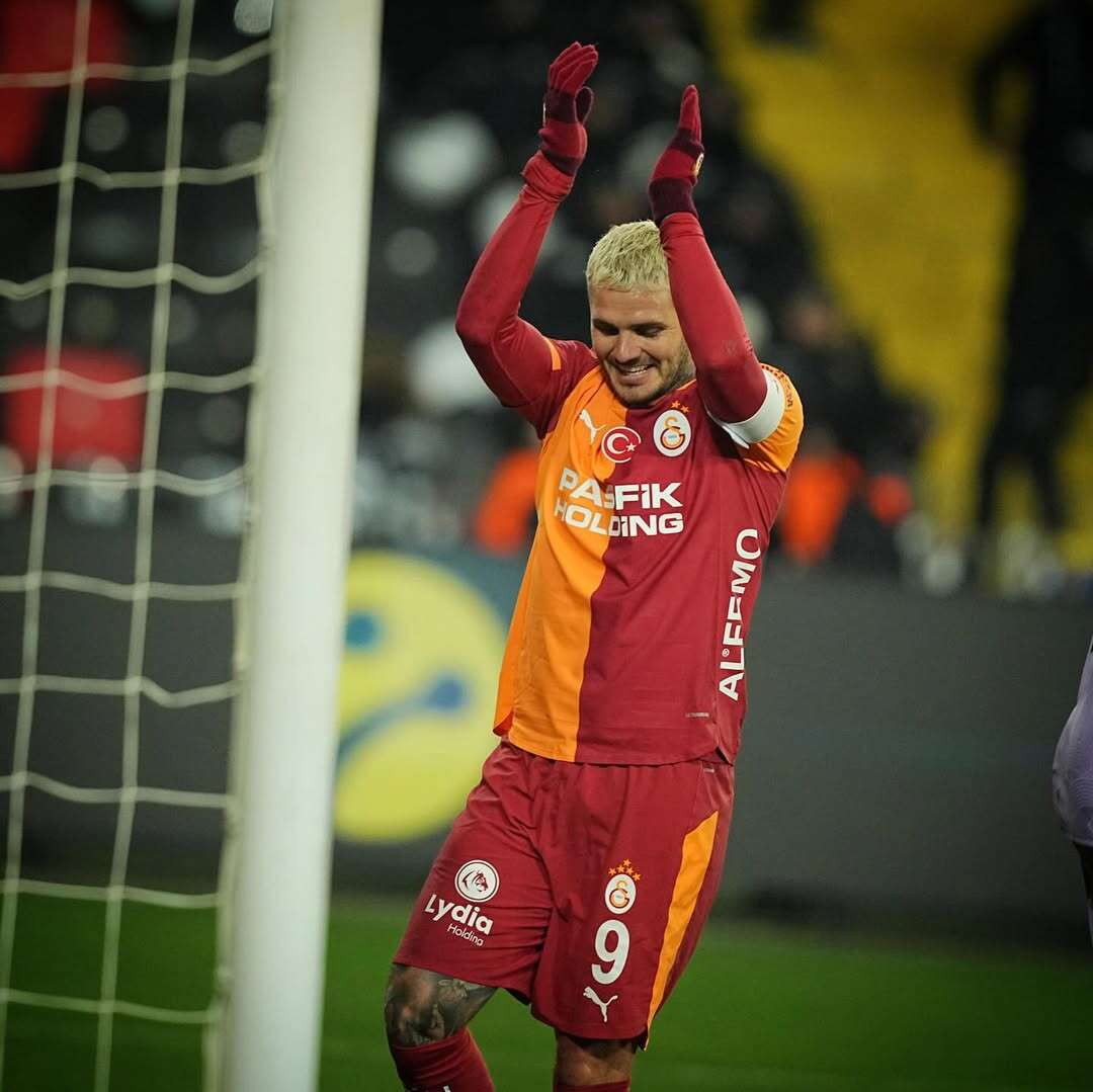 galatasarayin-yildizi-osimhen-bu-aksam-tarihe-gecebilir