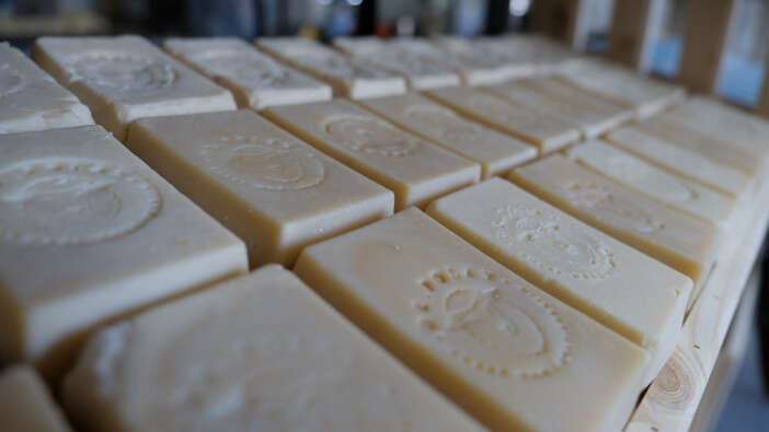 konyada-boylesi-gorulmedi-koyun-yununden-sabun-uretti