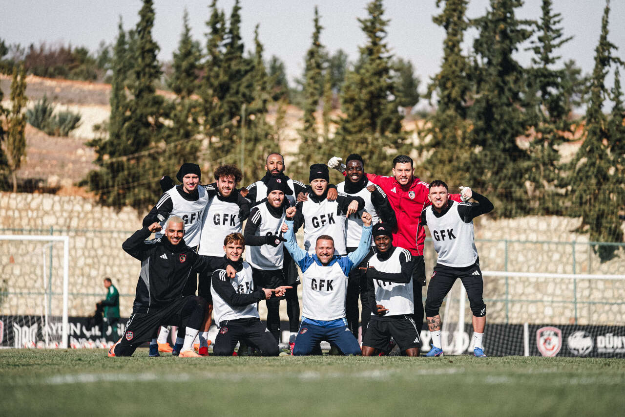 konyasporun-rakibi-hazirliklarina-yogun-tempoda-devam-ediyor