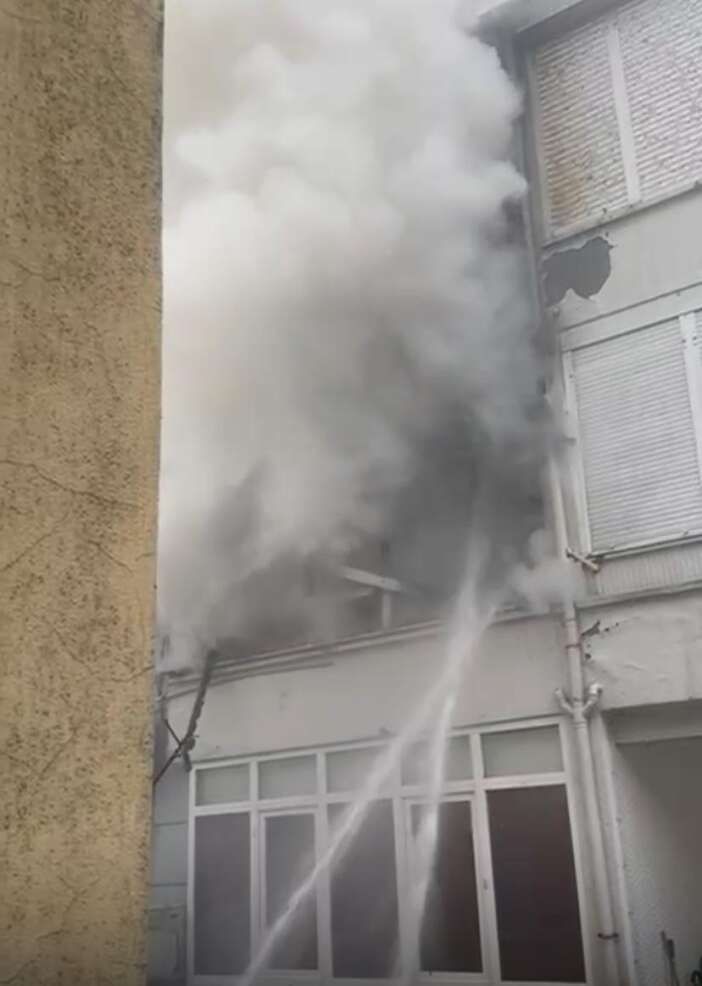 patlayan-buzdolabi-motoru-evi-harabeye-cevirdi