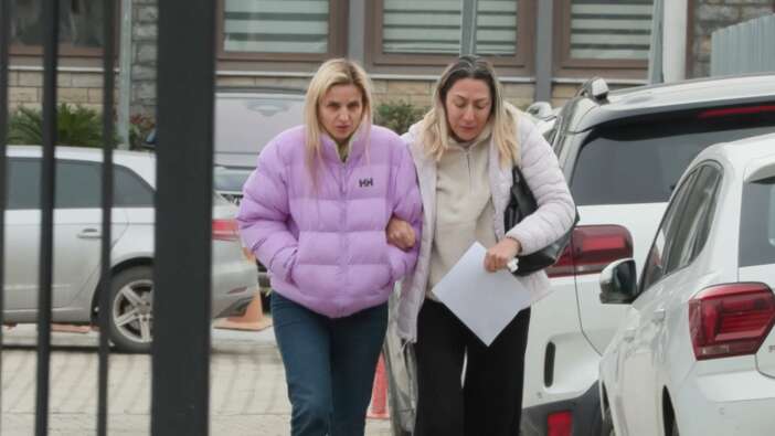 sanatci-emrah-erdem-gedik-balkondan-duserek-hayatini-kaybetti