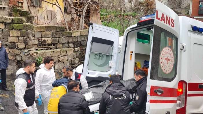 2-ev-alevlere-teslim-oldu-eray-yavas-hayatini-kaybetti