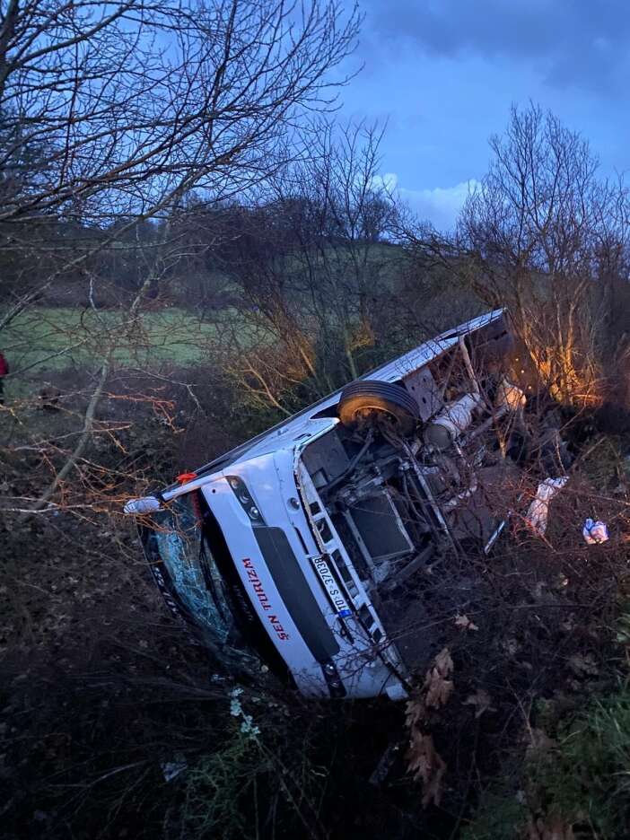 isci-servisi-sarampole-uctu-14-kisi-yarandi