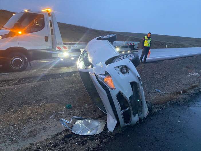 konyada-korkutan-kaza-ayni-aileden-4-yarali-var