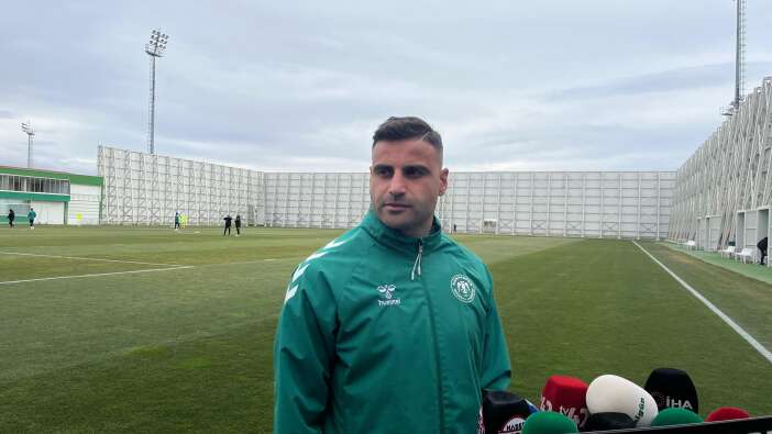 zor-durumdaki-konyasporda-kritik-mac-oncesi-deniz-turuc-konustu