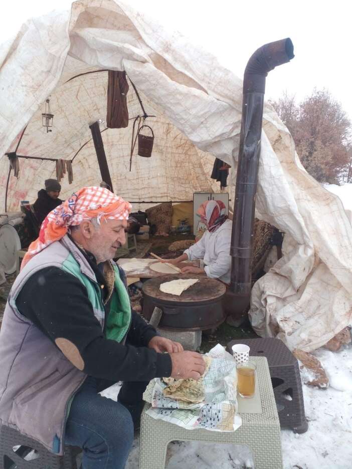 konyada-kara-hasret-kalanlar-hafta-sonu-buraya-akin-ediyor-derbent-aladag-kayak-merkezi