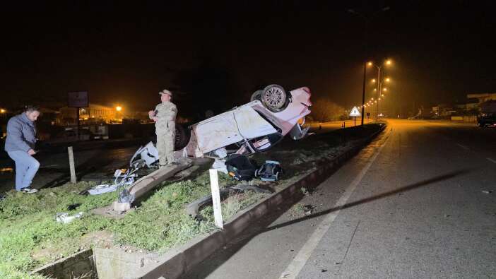 feci-kazada-1-yasindaki-bebek-oldu-anne-ve-baba-yarali