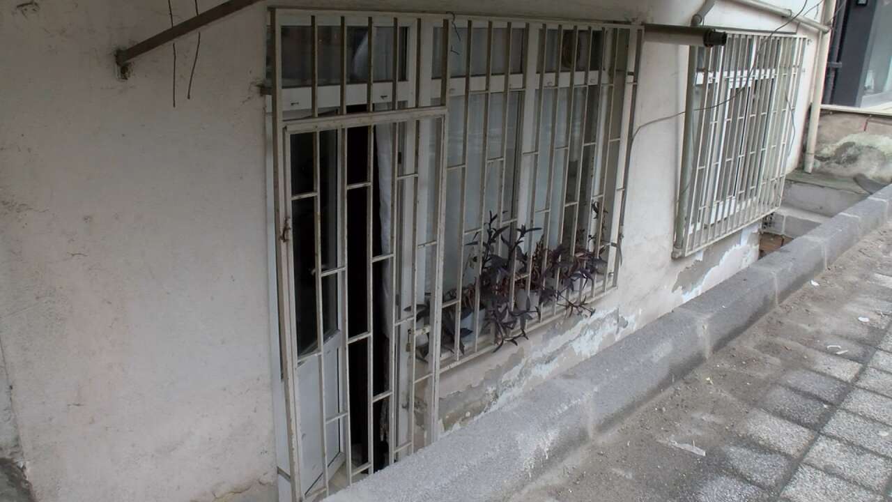 kesik-bas-cinayetinin-yasandigi-ev-goruntulendi