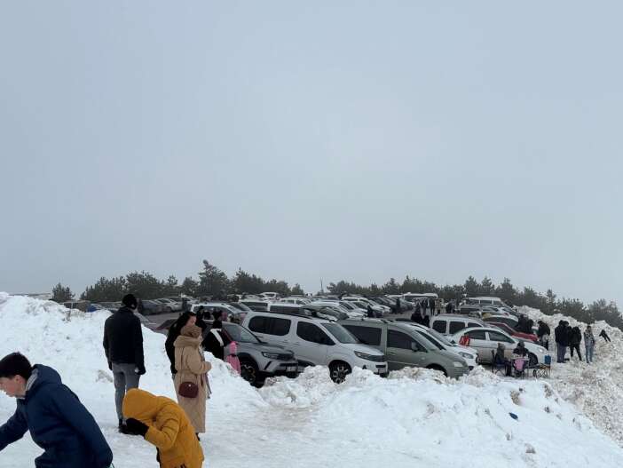 konya-aladaga-kar-akini-yollar-kapandi-yarali-helikopterle-alindi