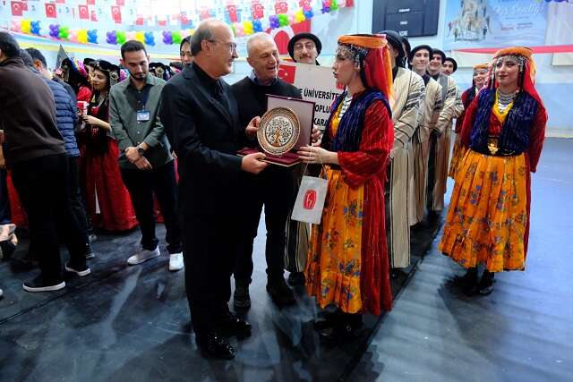 konyada-aksehir-universiteliler-kis-senligi-basladi