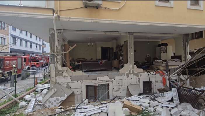 3-katli-apartmanda-dogal-gaz-patlamasi-1-yarali-var