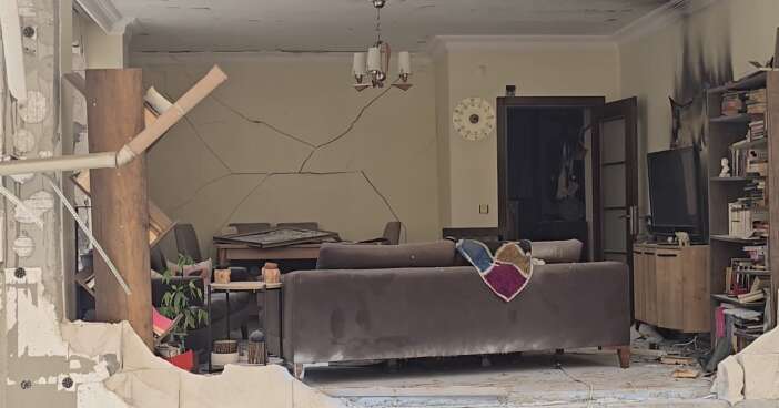 3-katli-apartmanda-dogal-gaz-patlamasi-1-yarali-var