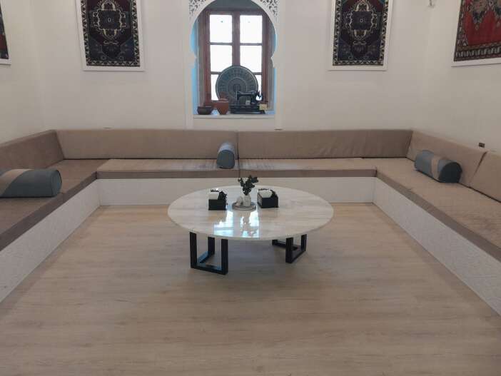 konya-karapinarda-belediye-emekli-ve-45-yas-ustu-icin-kafe-acti