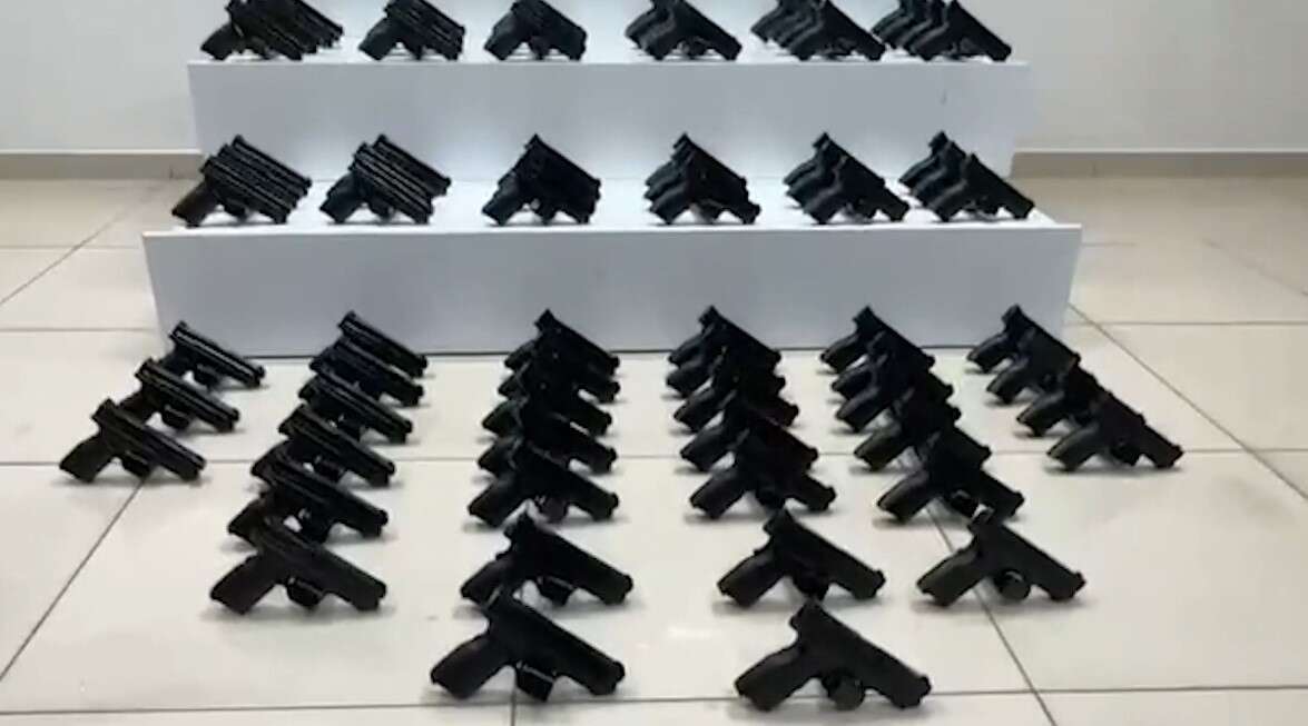 konya-polisi-kacakcilara-goz-actirmadi-binlerce-urun-ele-gecirildi