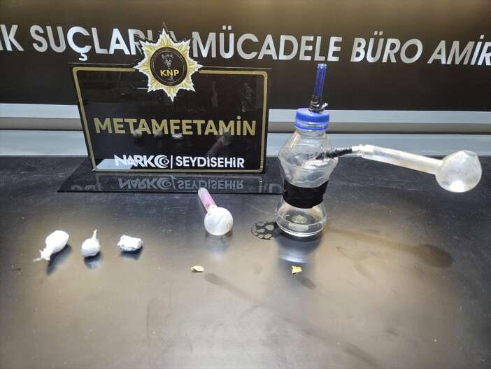 konyada-uyusturucu-operasyonu-2-zanlidan-1i-tutuklandi