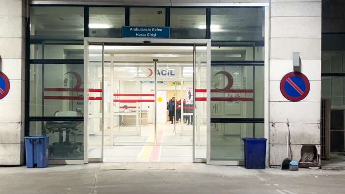 baba-ve-4-cocugu-sessiz-katile-yakalandi-hepsi-hastaneye-kaldirildi