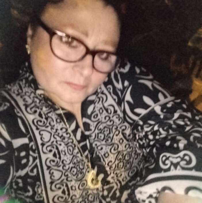 is-cikisi-evine-giden-kadin-karanlik-sokakta-can-verdi