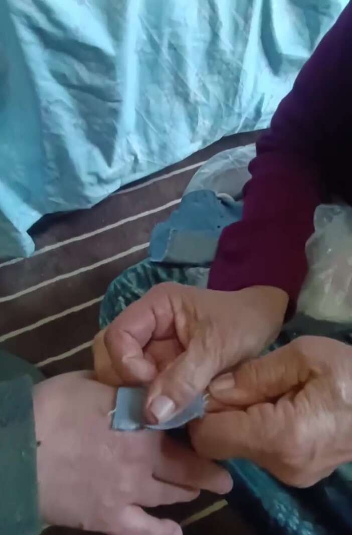 konyada-geleneksel-tibbin-ilaci-kara-hekim