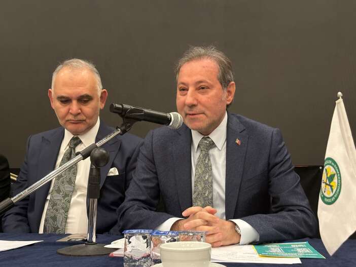 konyadaki-bir-esnaf-odasinda-yillarin-baskani-kaybetti