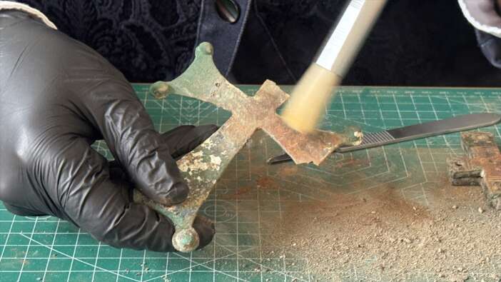 konyanin-meram-ilcesindeki-mezardan-cikti