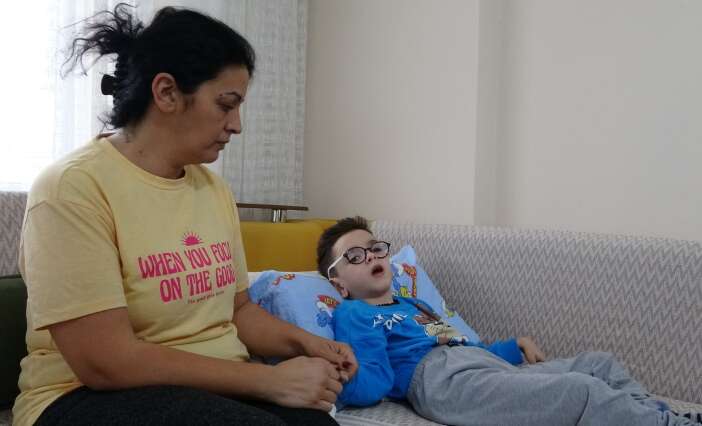 grip-sandiklari-hastalik-yuzunden-yatalak-kaldi