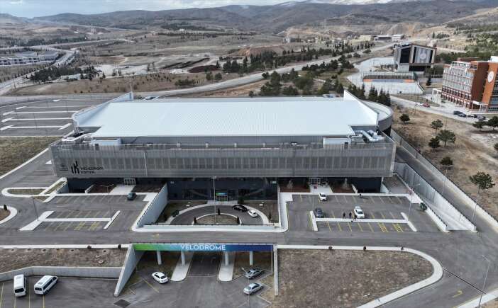 konya-olimpik-veledromu-avrupa-sampiyonasi-icin-gun-sayiyor