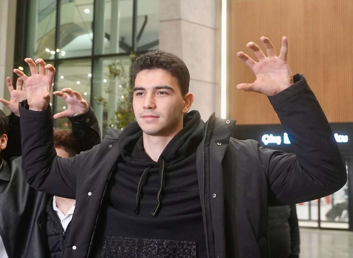 konyasporun-rakibi-besiktas-yeni-transferini-sehre-getirdi