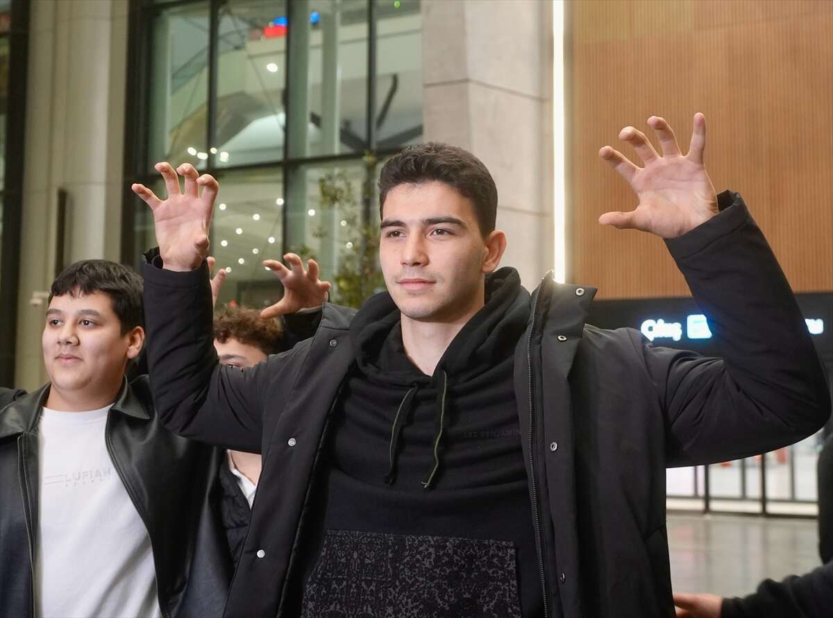 konyasporun-rakibi-besiktas-yeni-transferini-sehre-getirdi