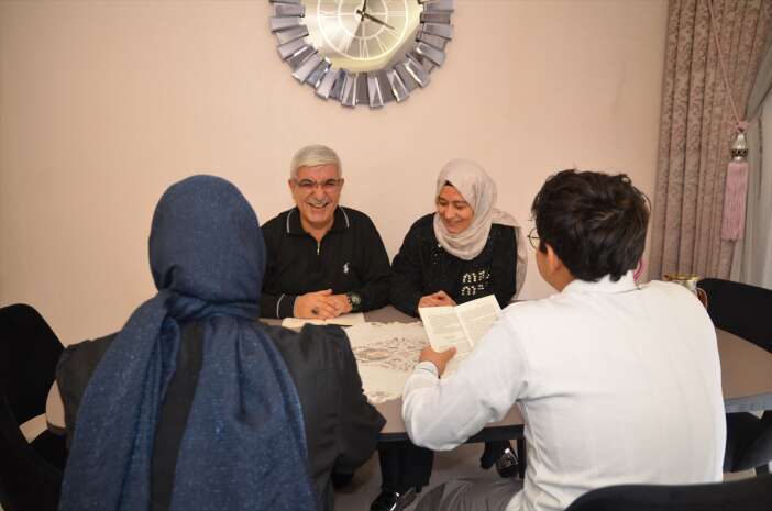 konyada-sevgiyle-buyuyen-bir-koruyucu-aile-hikayesi