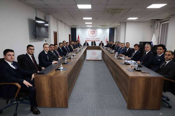 konyanin-kaymakamlari-vali-akin-baskanliginda-toplandi