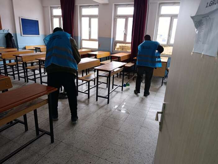 yukumluler-konya-seydisehirde-okullar-icin-kollari-sivadi