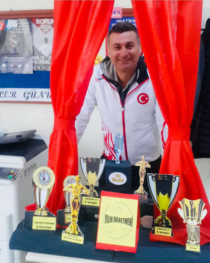 bankaya-yaptigi-basvuru-ogretmenin-hayatini-karartti