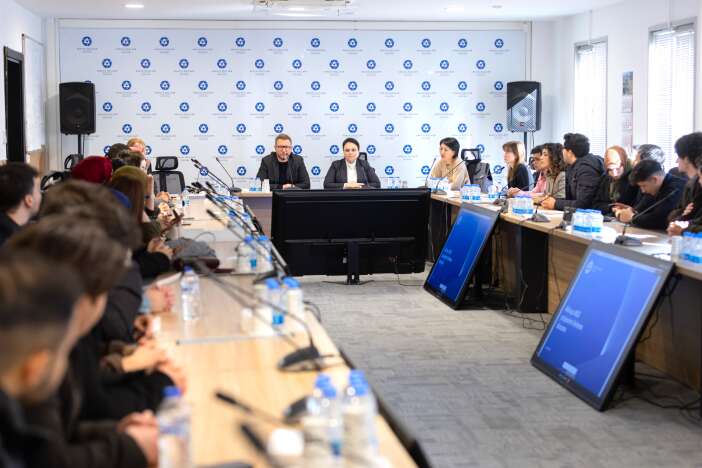 konyadaki-genc-muhendisler-akkuyu-ngs-sahasini-ziyaret-etti