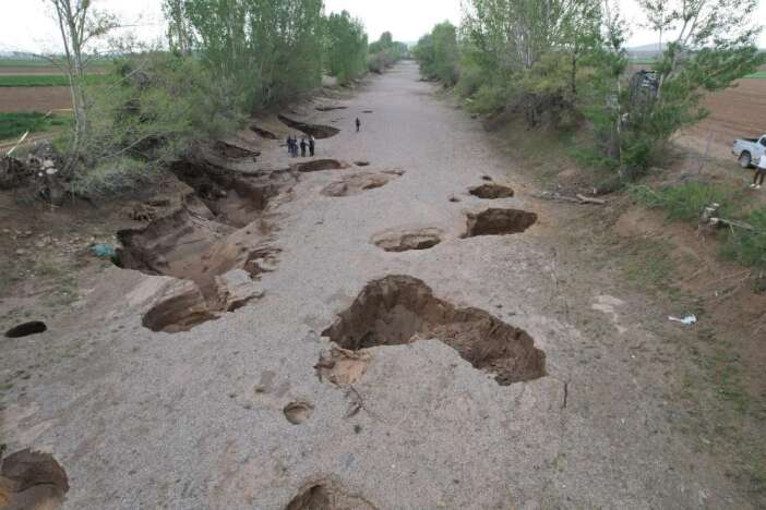 konya-havzasinda-obruklar-neden-artiyor