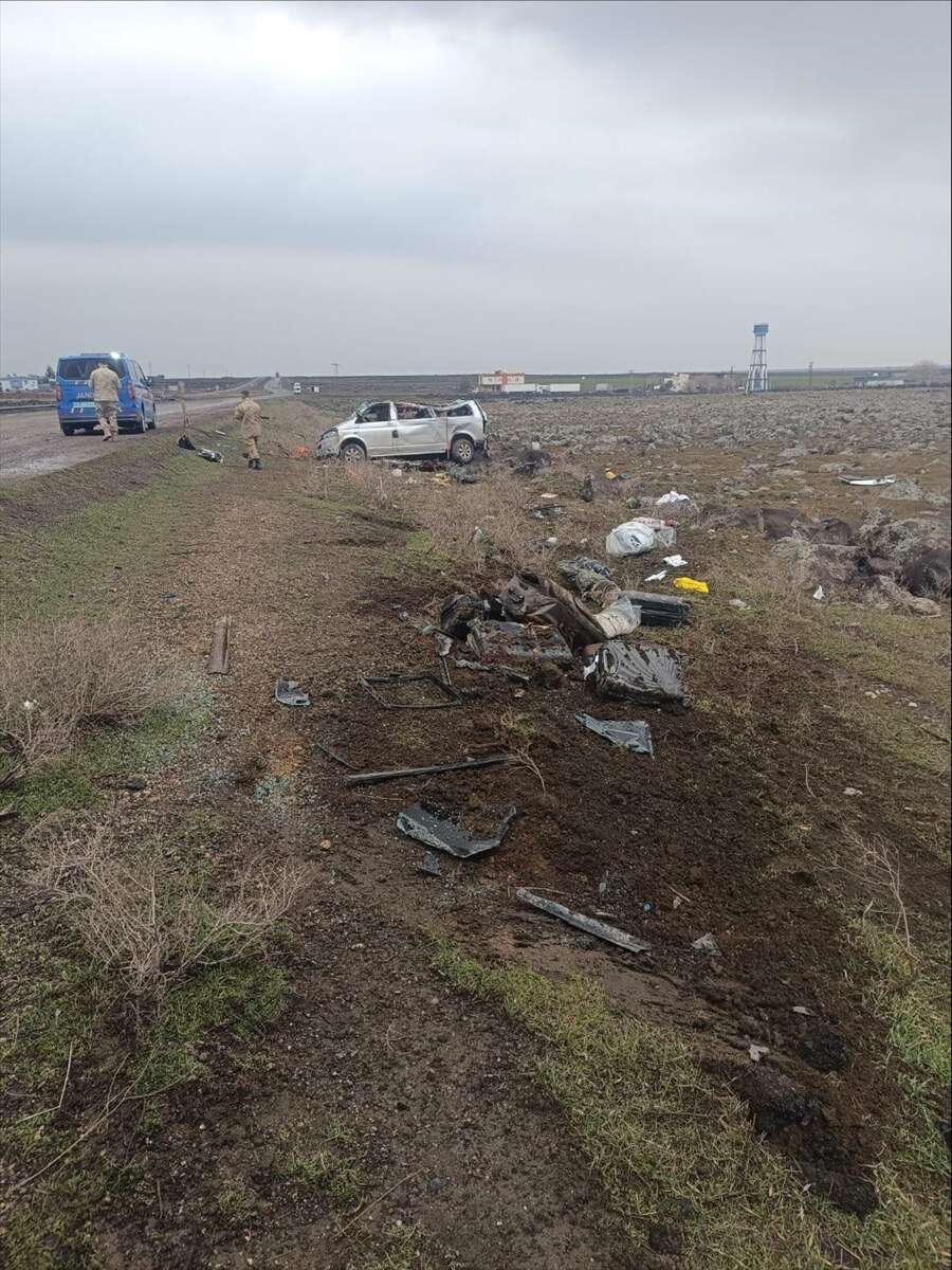 mikrobus-sarampole-devrildi-2-olu-6-yarali-var-sirnak-cizre