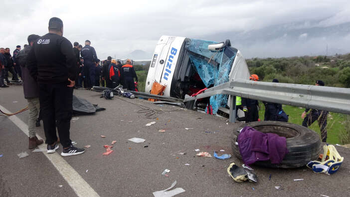 9-kisiye-mezar-olan-otobusun-son-goruntuleri-ortaya-cikti