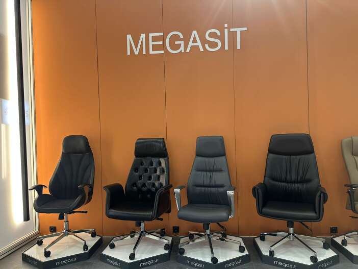 konya-firmasi-istanbul-mobilya-fuarinda-boy-gosterdi