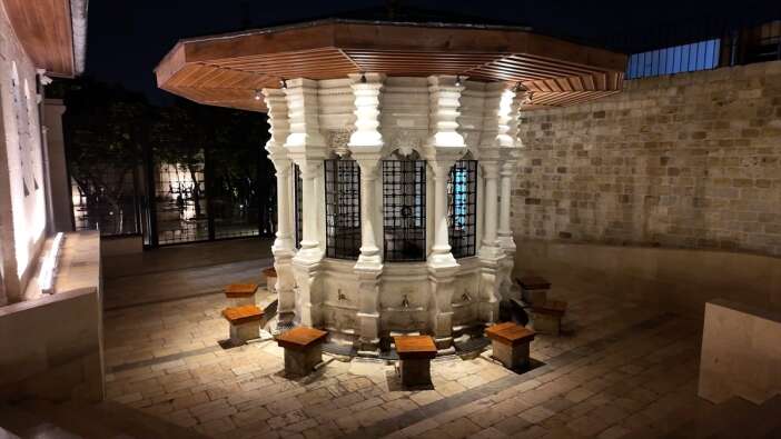 konyanin-ayaga-kaldirdigi-caminin-imami-konustu