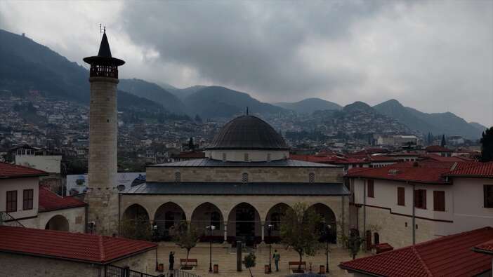 konyanin-ayaga-kaldirdigi-caminin-imami-konustu